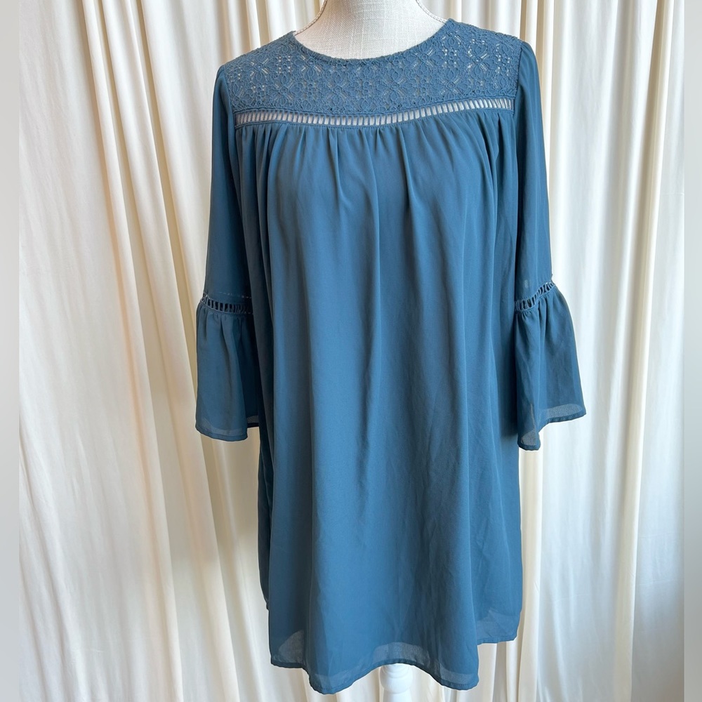 Blue Lace Yoke Bell Sleeve Shift Dress - Small